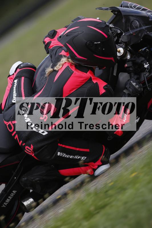 /Archiv-2023/53 31.07.2023 Dunlop Ride und Test Day ADR/Gruppe gelb/backside